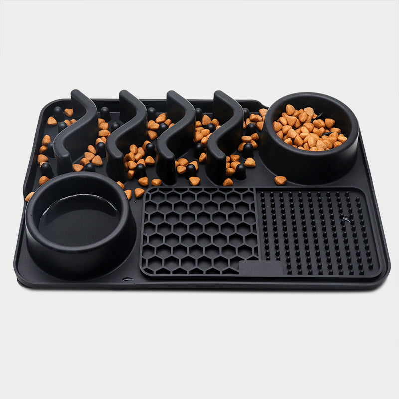 Silicone Dog Lick Mat – Multifunctional Pet Licking Pad for Calming, Bath Time & Slow Feeding