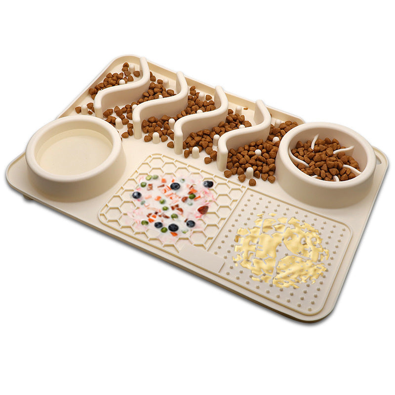 Silicone Dog Lick Mat – Multifunctional Pet Licking Pad for Calming, Bath Time & Slow Feeding