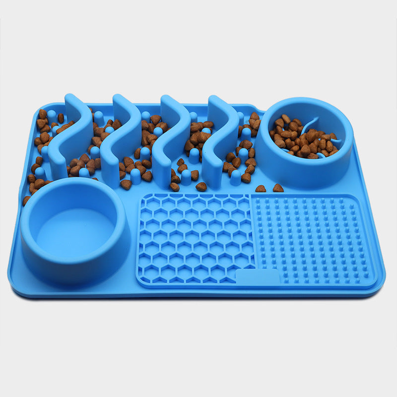 Silicone Dog Lick Mat – Multifunctional Pet Licking Pad for Calming, Bath Time & Slow Feeding